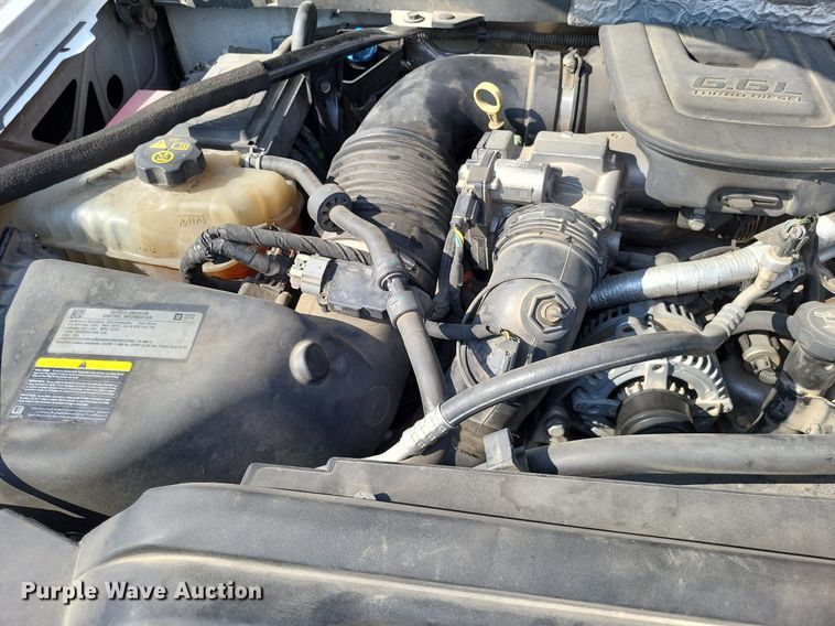 image for item LS9788 2016 Chevrolet Silverado 3500HD pickup truck cab and chassis