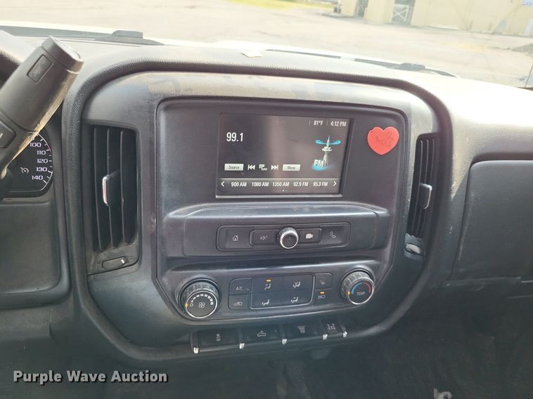 image for item LS9788 2016 Chevrolet Silverado 3500HD pickup truck cab and chassis