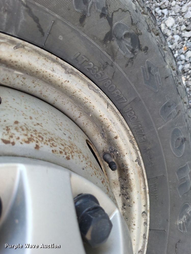 image for item LS9788 2016 Chevrolet Silverado 3500HD pickup truck cab and chassis