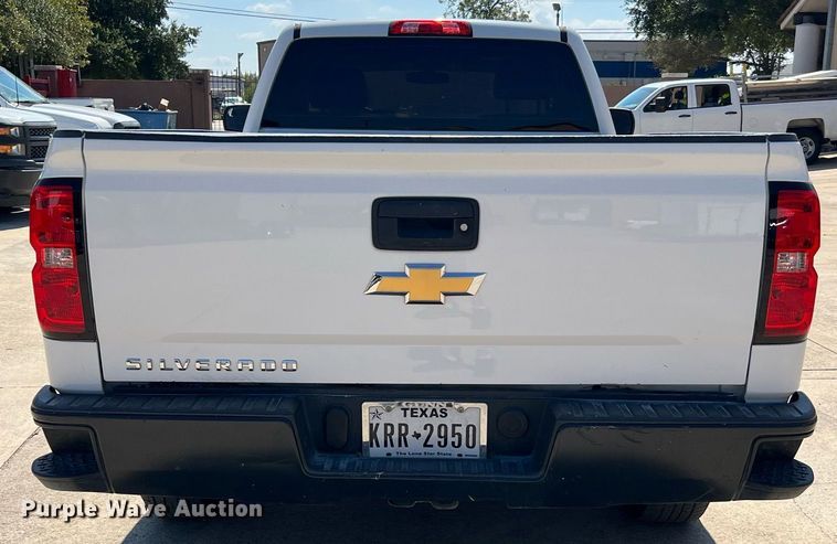 image for item LU9788 2018 Chevrolet Silverado 1500  pickup truck