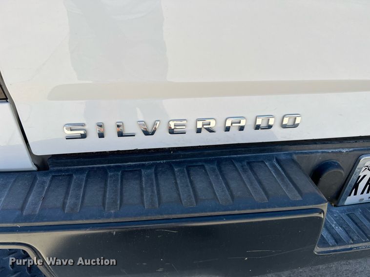 image for item LU9788 2018 Chevrolet Silverado 1500  pickup truck