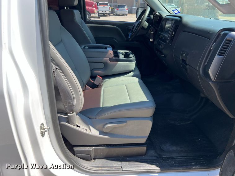 image for item LU9788 2018 Chevrolet Silverado 1500  pickup truck