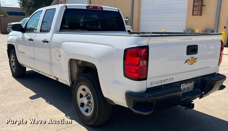 image for item LU9789 2018 Chevrolet Silverado 1500  Double Cab pickup truck