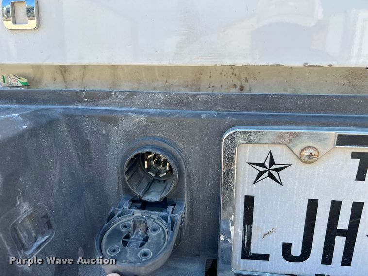 image for item LU9789 2018 Chevrolet Silverado 1500  Double Cab pickup truck