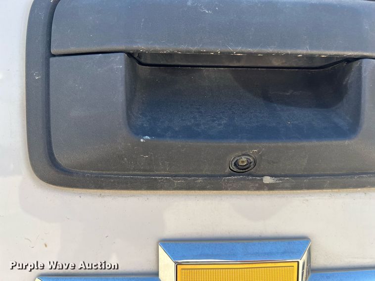 image for item LU9789 2018 Chevrolet Silverado 1500  Double Cab pickup truck