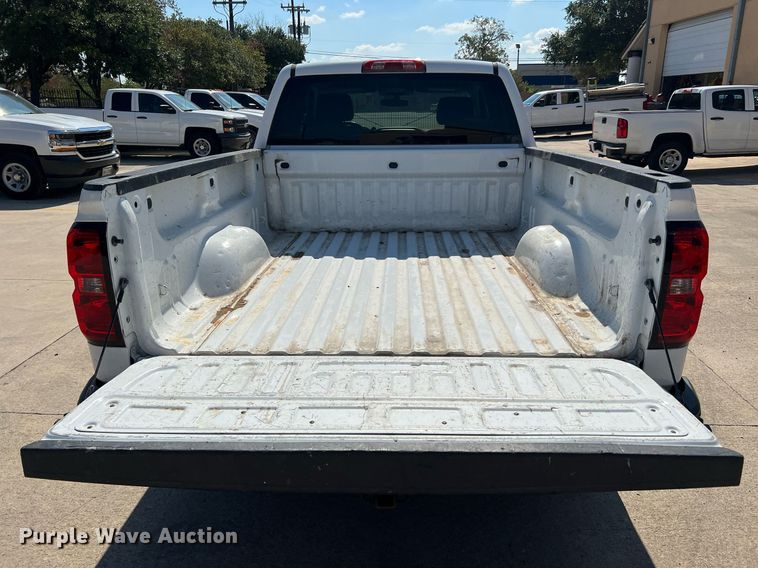 image for item LU9789 2018 Chevrolet Silverado 1500  Double Cab pickup truck