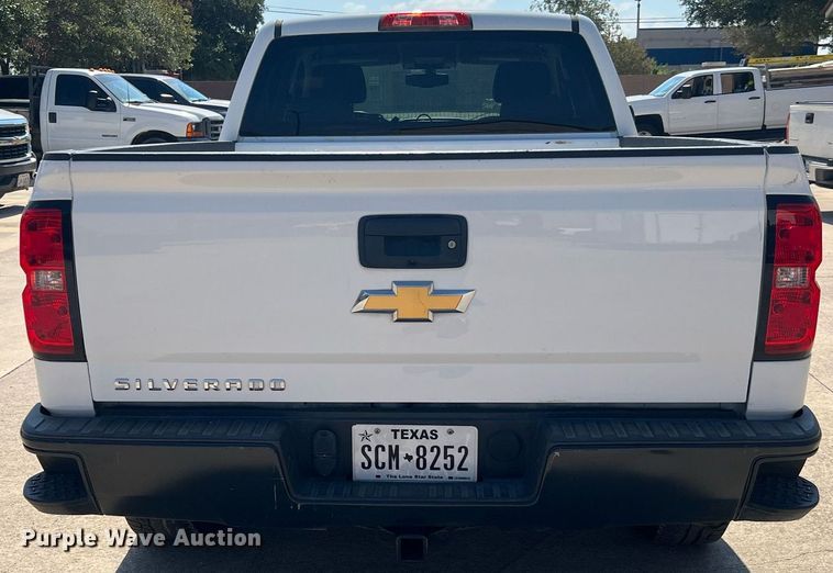 image for item LU9790 2015  Chevrolet Silverado 1500  Double Cab pickup truck