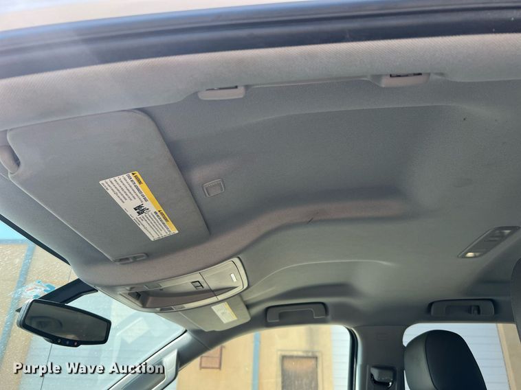 image for item LU9790 2015  Chevrolet Silverado 1500  Double Cab pickup truck