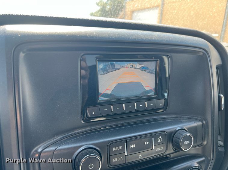 image for item LU9790 2015  Chevrolet Silverado 1500  Double Cab pickup truck