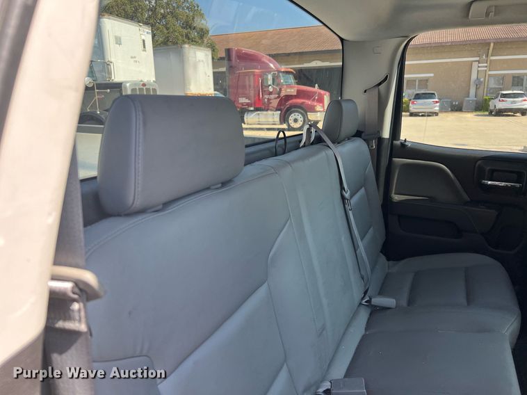 image for item LU9790 2015  Chevrolet Silverado 1500  Double Cab pickup truck