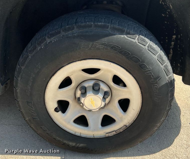 image for item LU9790 2015  Chevrolet Silverado 1500  Double Cab pickup truck