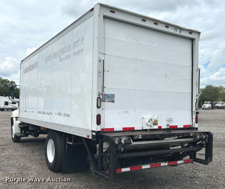 image for item LV9036 2012 Hino 268  box truck