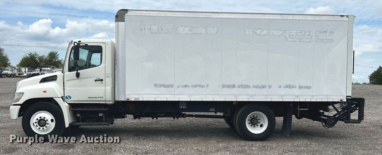image for item LV9036 2012 Hino 268  box truck