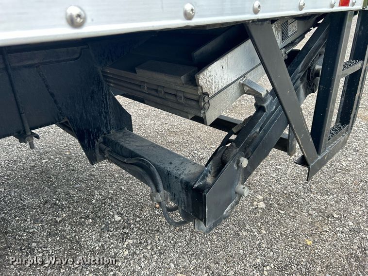 image for item LV9036 2012 Hino 268  box truck