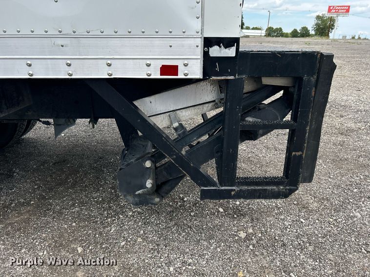 image for item LV9036 2012 Hino 268  box truck