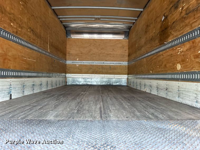 image for item LV9036 2012 Hino 268  box truck