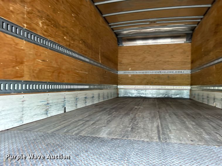 image for item LV9036 2012 Hino 268  box truck