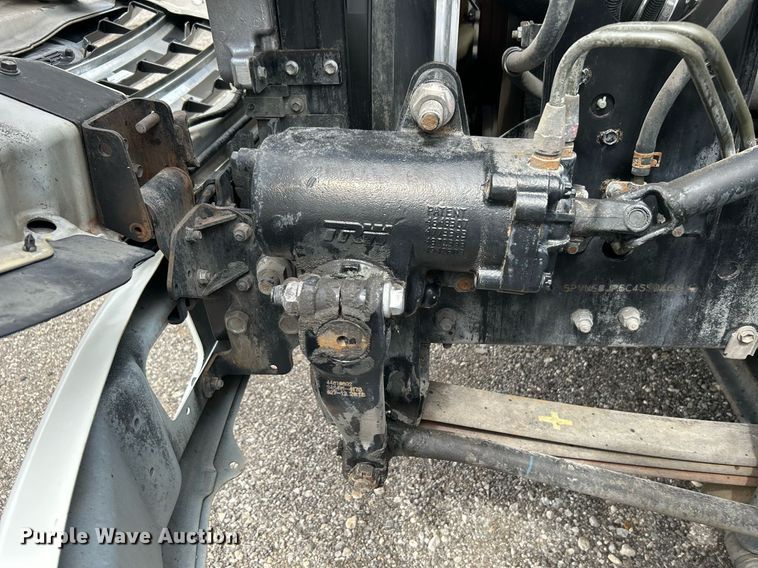 image for item LV9036 2012 Hino 268  box truck