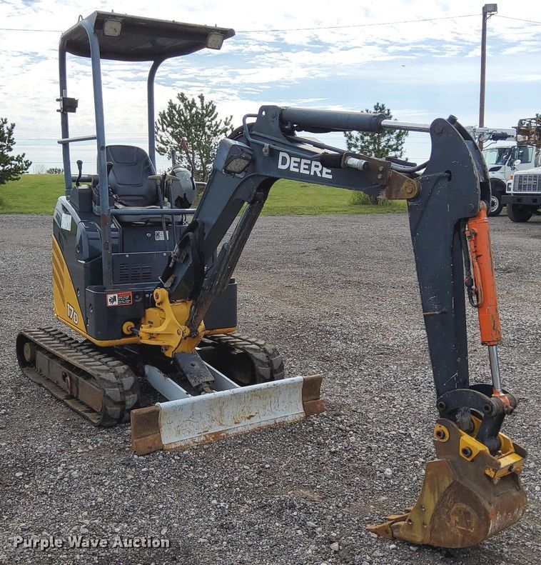image for item LV9049 John Deere 17D  mini excavator