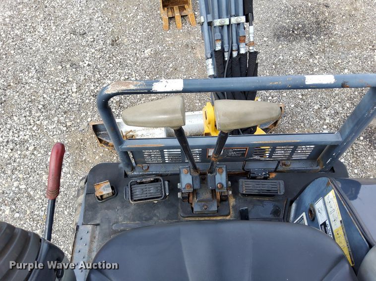 image for item LV9049 John Deere 17D  mini excavator
