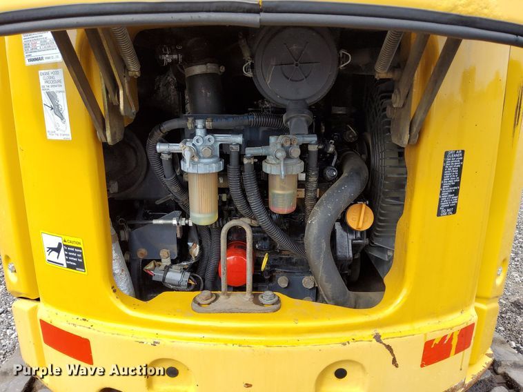 image for item LV9049 John Deere 17D  mini excavator