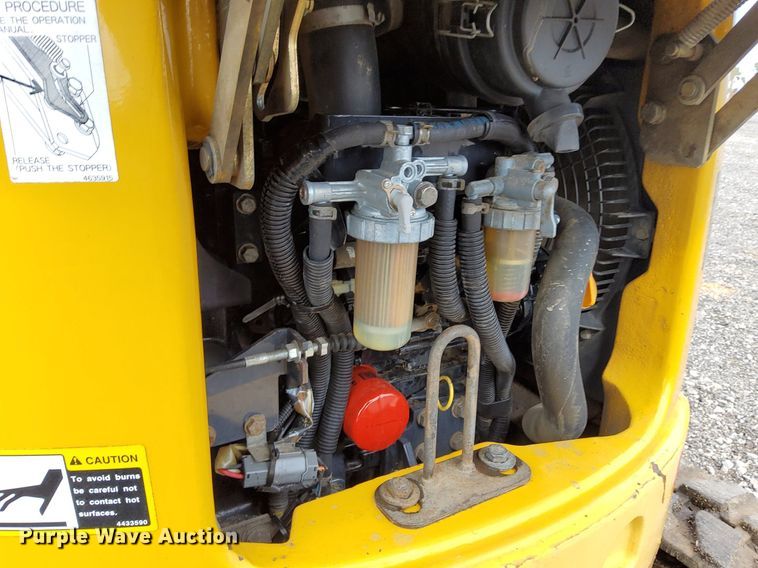 image for item LV9049 John Deere 17D  mini excavator