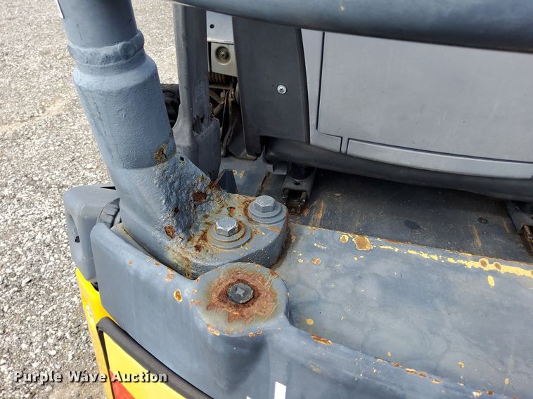 image for item LV9049 John Deere 17D  mini excavator