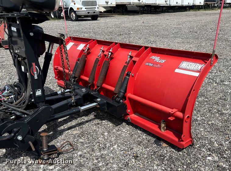 image for item LV9053 Western Pro Plus Ultra Finish snow plow