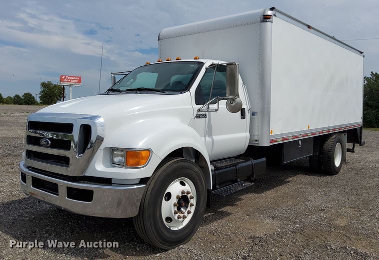 image for item LV9058 2012 Ford F650 XL Super Duty  box truck