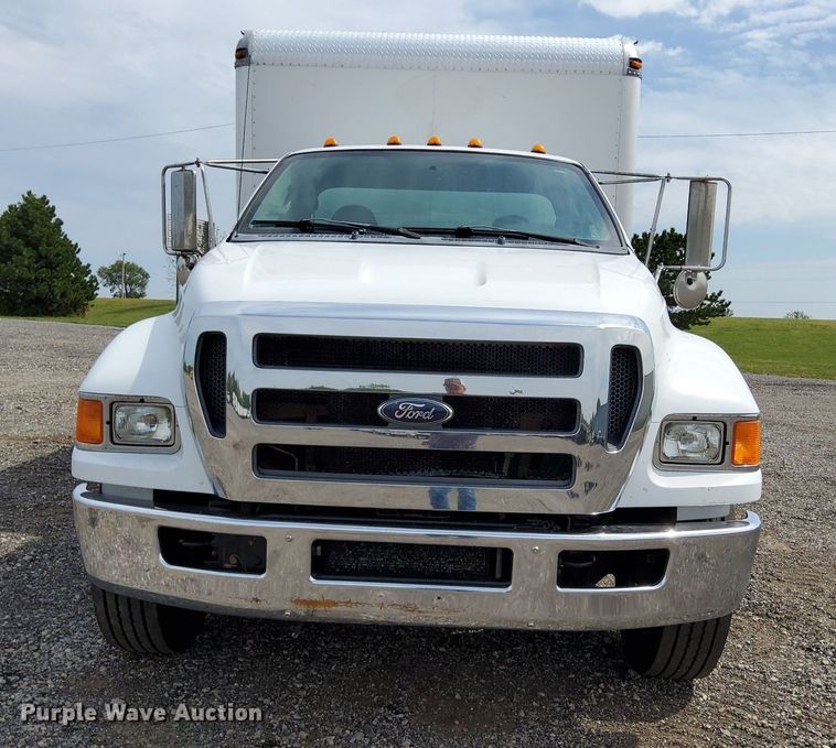 image for item LV9058 2012 Ford F650 XL Super Duty  box truck