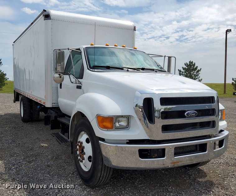 image for item LV9058 2012 Ford F650 XL Super Duty  box truck