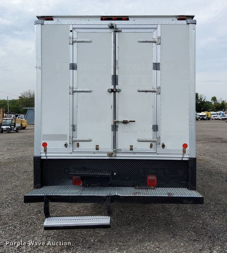 image for item LV9058 2012 Ford F650 XL Super Duty  box truck