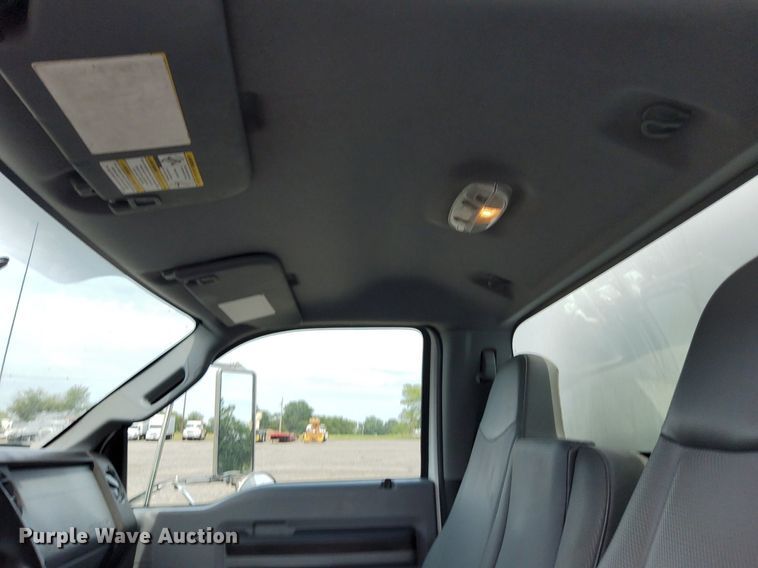 image for item LV9058 2012 Ford F650 XL Super Duty  box truck