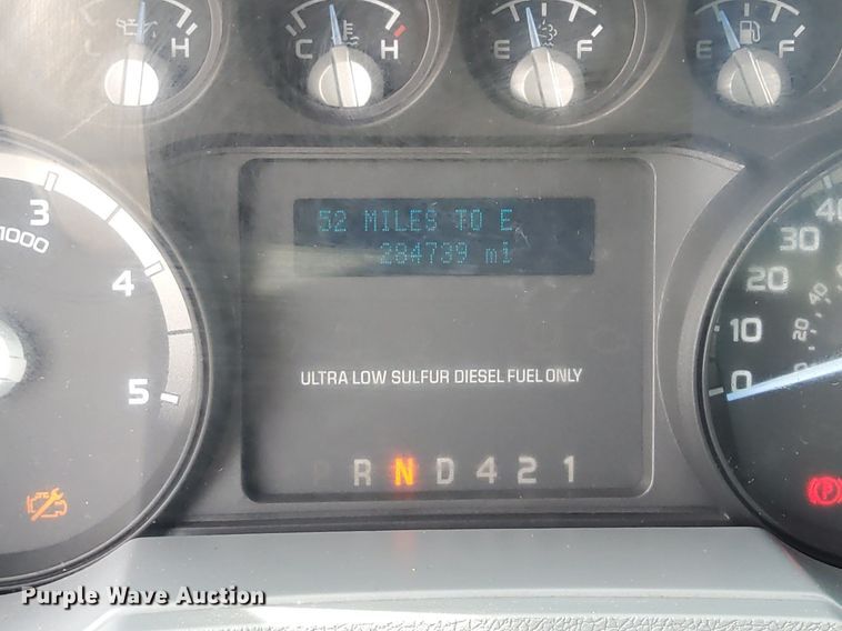 image for item LV9058 2012 Ford F650 XL Super Duty  box truck