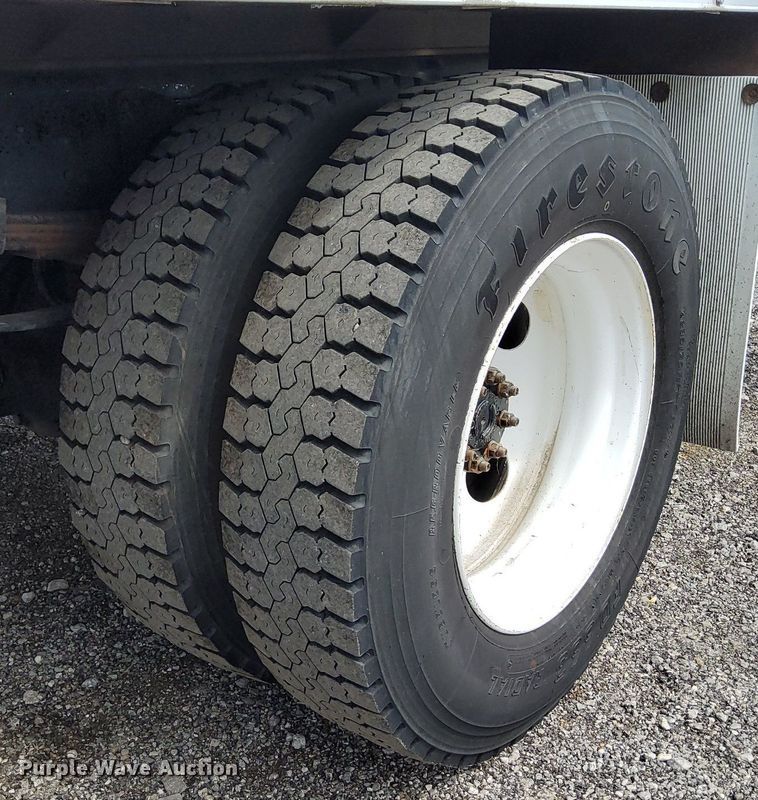 image for item LV9058 2012 Ford F650 XL Super Duty  box truck