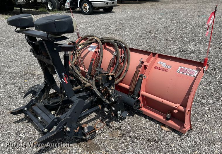 image for item LV9062 Western Pro Plus Ultra Finish snow plow
