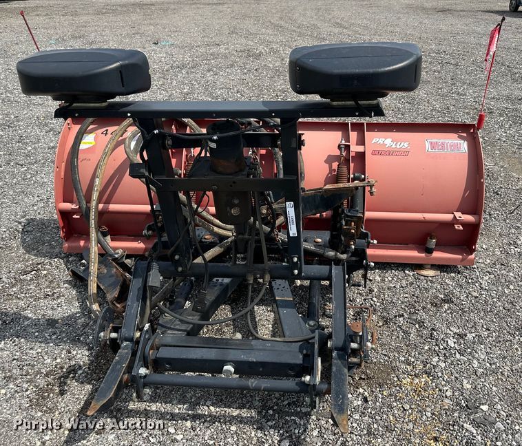 image for item LV9062 Western Pro Plus Ultra Finish snow plow