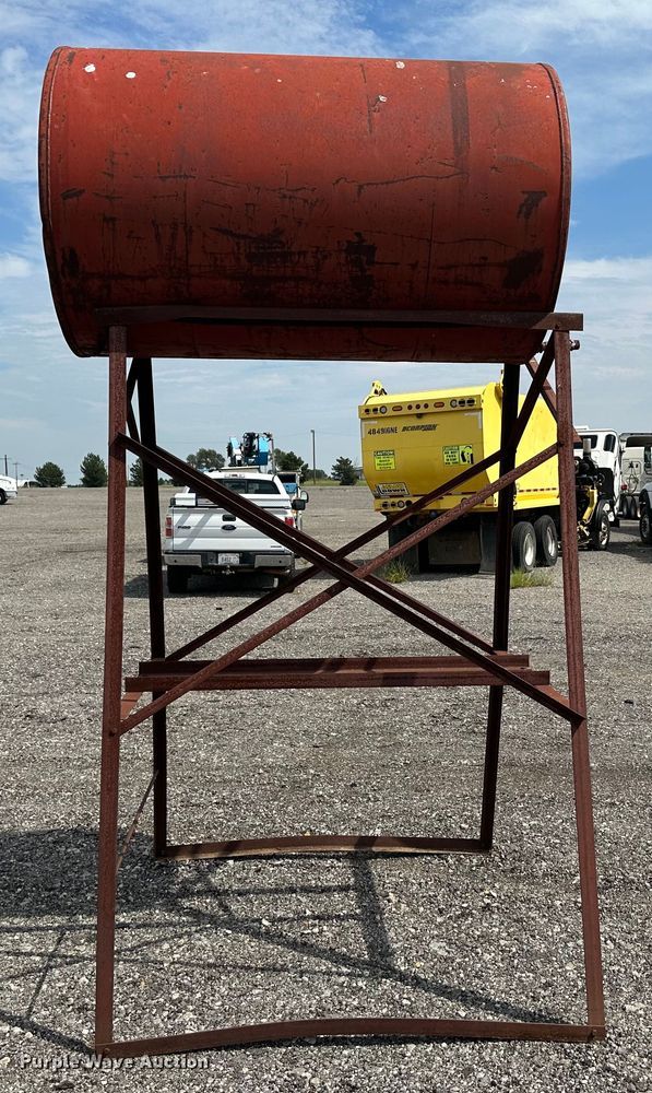 image for item LV9063 Fuel tank