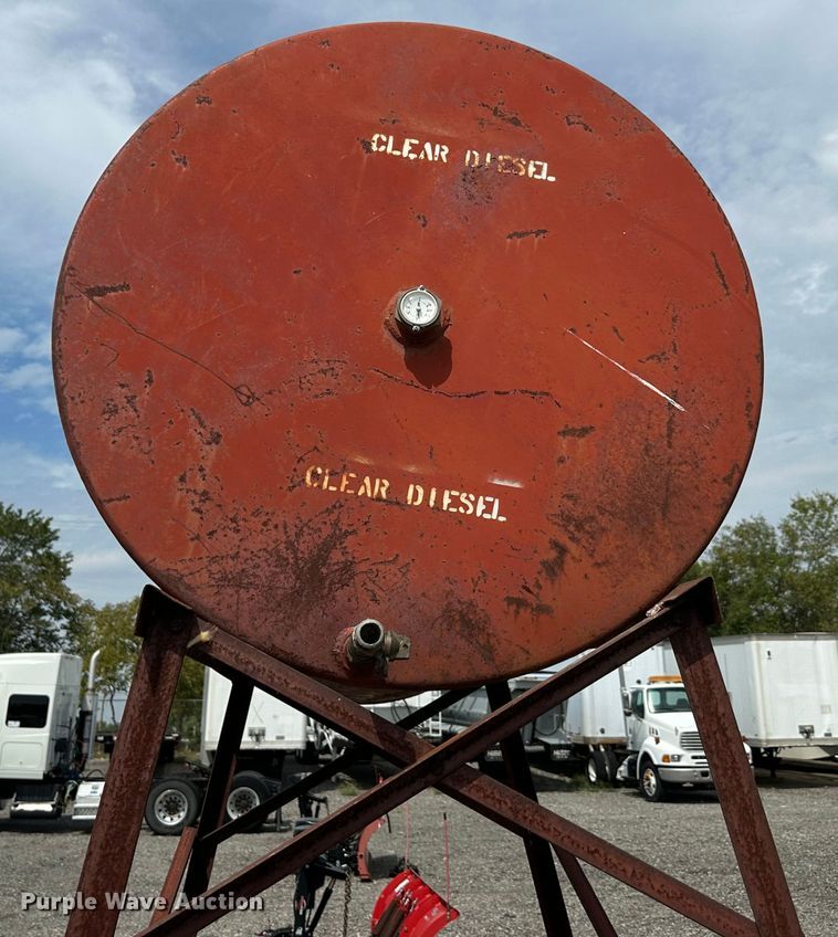 image for item LV9063 Fuel tank