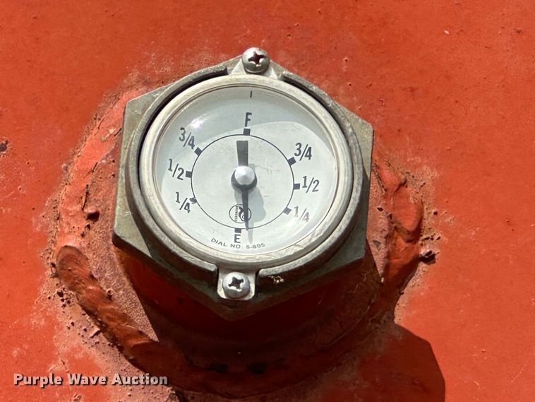 image for item LV9063 Fuel tank