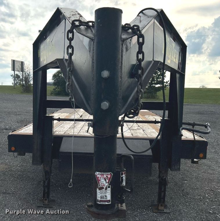image for item LV9074 2013 Big Tex 14GN-20BK  equipment trailer