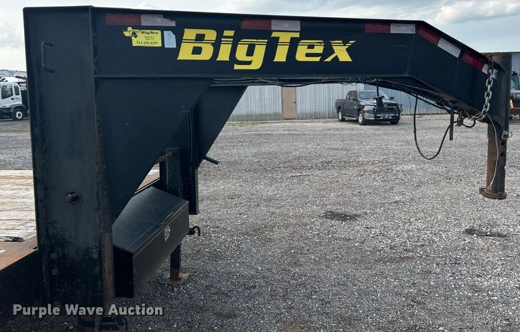 image for item LV9074 2013 Big Tex 14GN-20BK  equipment trailer
