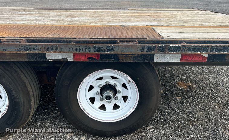 image for item LV9074 2013 Big Tex 14GN-20BK  equipment trailer