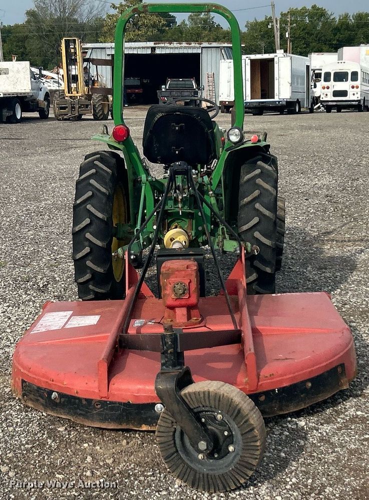 image for item LV9075 1985  John Deere 750  MFWD tractor