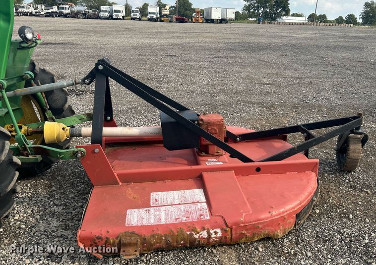 image for item LV9075 1985  John Deere 750  MFWD tractor