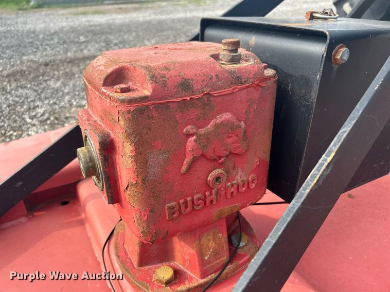 image for item LV9075 1985  John Deere 750  MFWD tractor