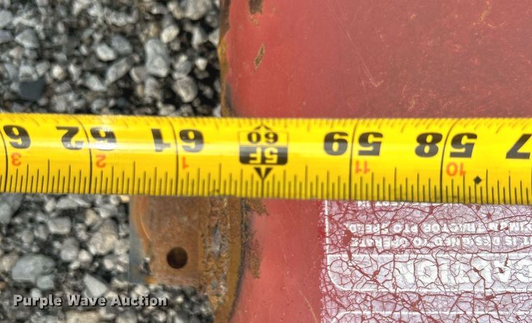 image for item LV9075 1985  John Deere 750  MFWD tractor