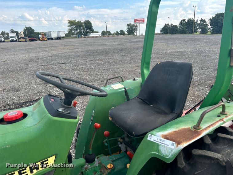 image for item LV9075 1985  John Deere 750  MFWD tractor