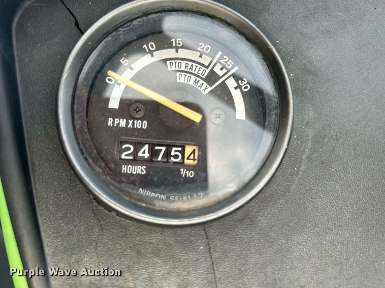 image for item LV9075 1985  John Deere 750  MFWD tractor