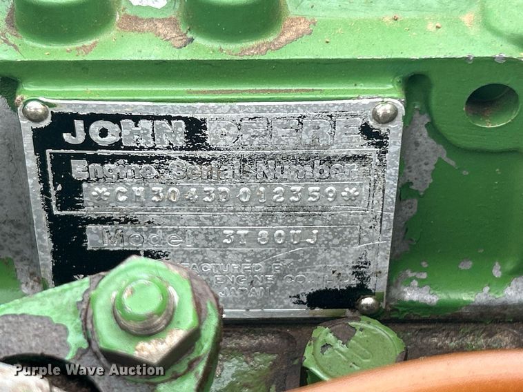 image for item LV9075 1985  John Deere 750  MFWD tractor